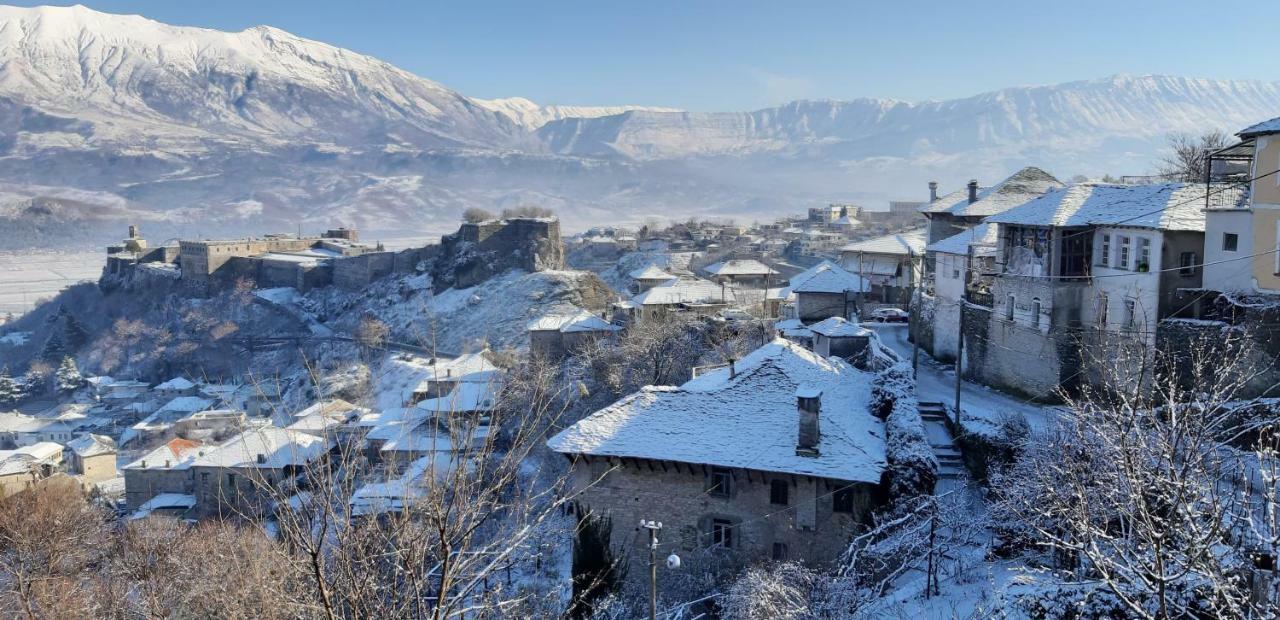 Braja House Otel Gjirokastër Dış mekan fotoğraf