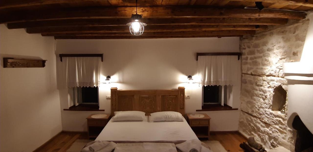 Braja House Otel Gjirokastër Dış mekan fotoğraf