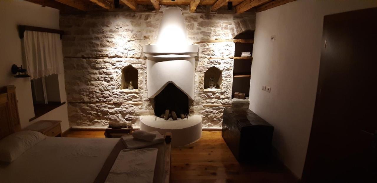 Braja House Otel Gjirokastër Dış mekan fotoğraf
