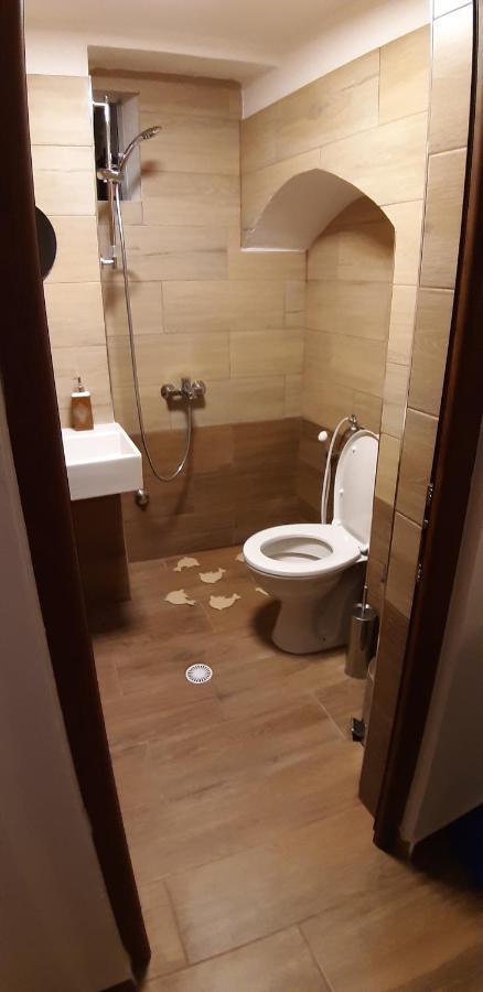 Braja House Otel Gjirokastër Dış mekan fotoğraf